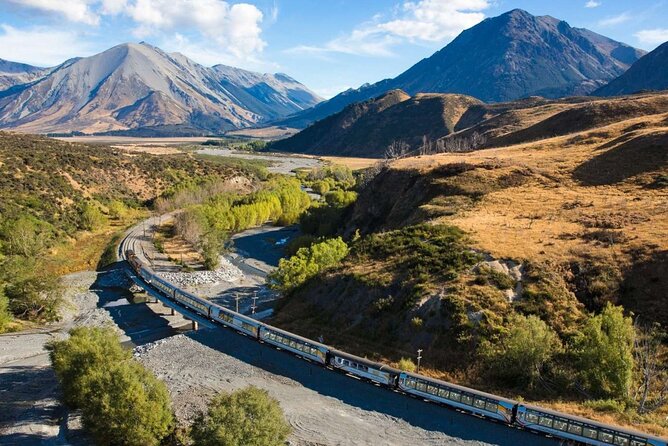 4 Day Tour to Milford Sound, Mount Cook & More from Auckland - Day 3 Mount Cook and Lake Pukaki: turquoise water, glacier country stops