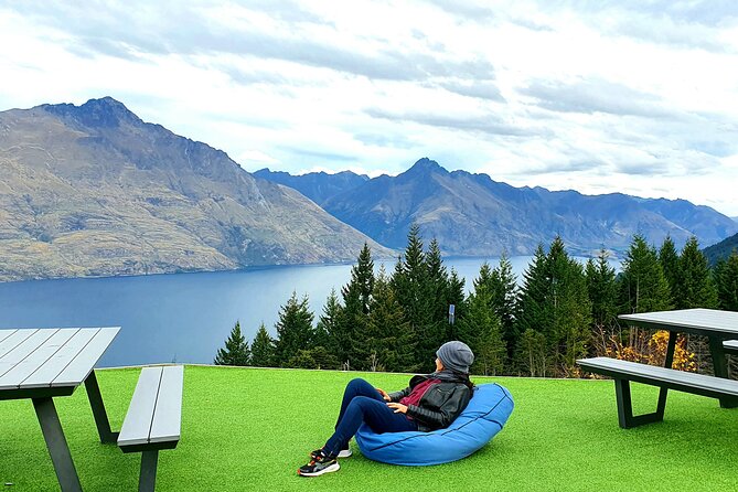 6 Day South Island New Zealand Private Tour from Auckland - Day 6: Te Anau glowworm caves plus Kiwi Park or a hot pool soak