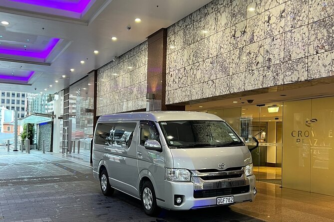 Auckland Airport Private Transfers in a Luxury Minibus - Timing: What the 1 to 10 Hours Range Means for You
