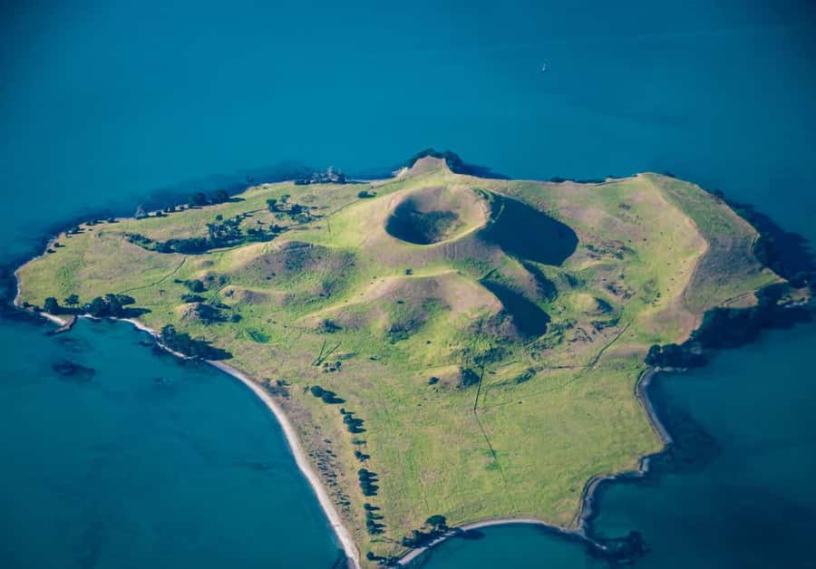 Auckland: Browns Island (Motukorea) Sea Kayak Tour - Motukorea (Browns Island) in one sentence: Auckland’s volcano you can paddle to