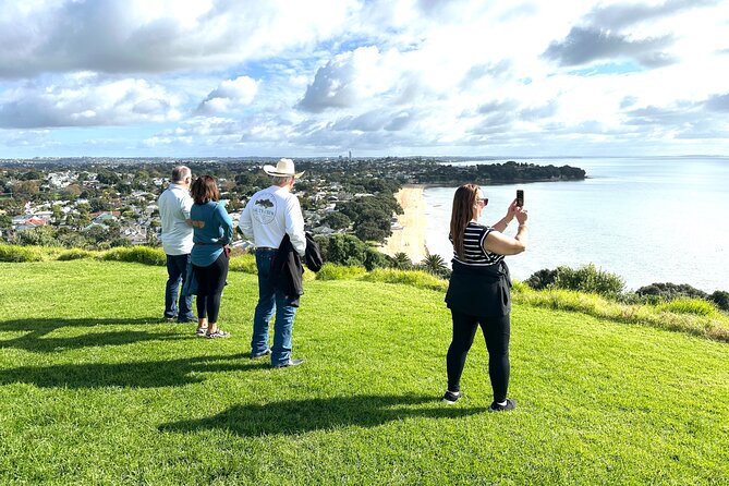 Auckland City Top Spots Half Day Tour(Small Group Tour) - Devonport pass-by: a quick taste across the water