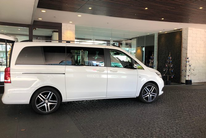 Auckland Cruise/Wharf & Airport Transfers - Driving you through Auckland City (and what you can request)