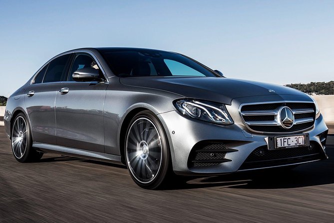 Auckland Cruise/Wharf & Airport Transfers - How the meet-and-greet helps at wharves and the airport