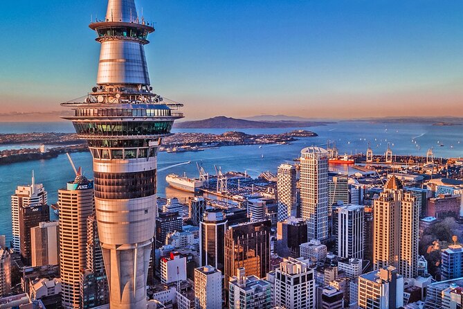 Auckland Highlight Fullday City Tour - First impressions: hotel pickup, up-close views, and a small-group feel