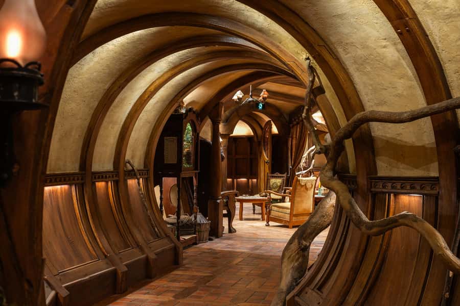 Auckland: Hobbiton Movie Set Day Trip with Festive Lunch - Should you book? My practical recommendation