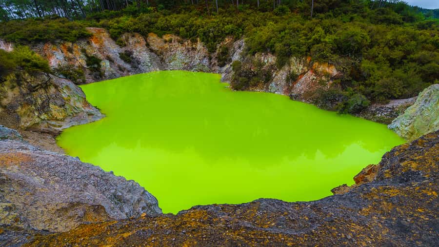 Auckland: Hobbiton, Rotorua and Wai-O-Tapu Day Tour - What you should pack and how to stay comfortable
