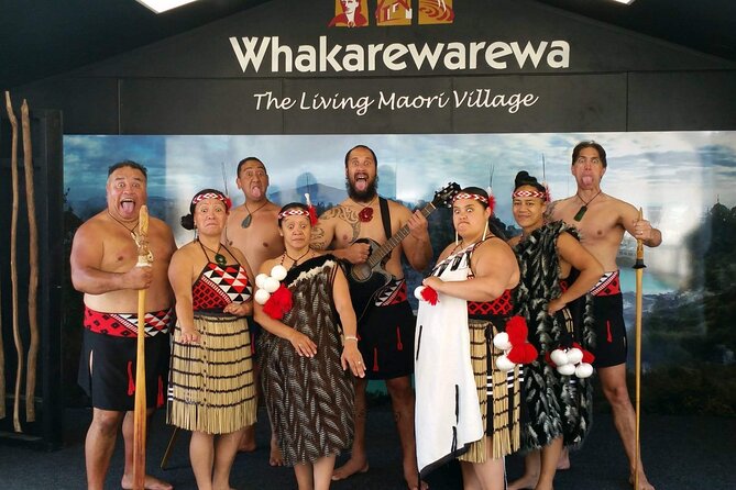 Auckland: Rotorua Māori Village, Waitomo Caves & Lunch - Lunch timing and how the day flows (without feeling rushed)