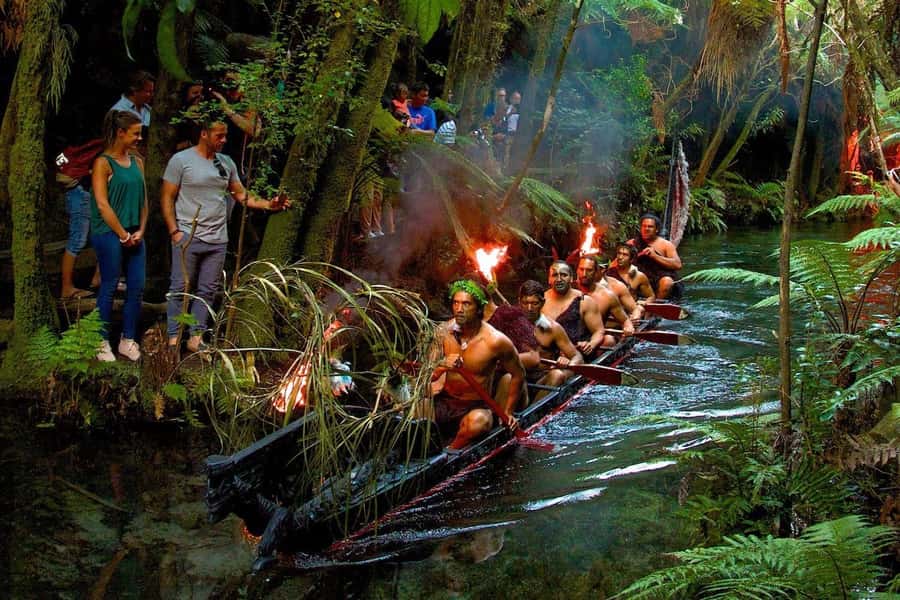 Auckland: Rotorua Tour with Mitai Māori Village & Wai-O-Tapu - Should you book this Auckland to Rotorua tour?
