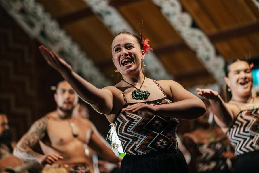 Auckland: Rotorua Wai-O-Tapu, Te Puia with Haka - Hotel pickup and small-group feel: how it helps (and what can surprise you)