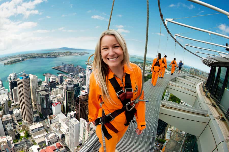 Auckland: Sky Tower SkyWalk - 192m High Edge Walk - Photos, video, and souvenirs: how you keep the moment