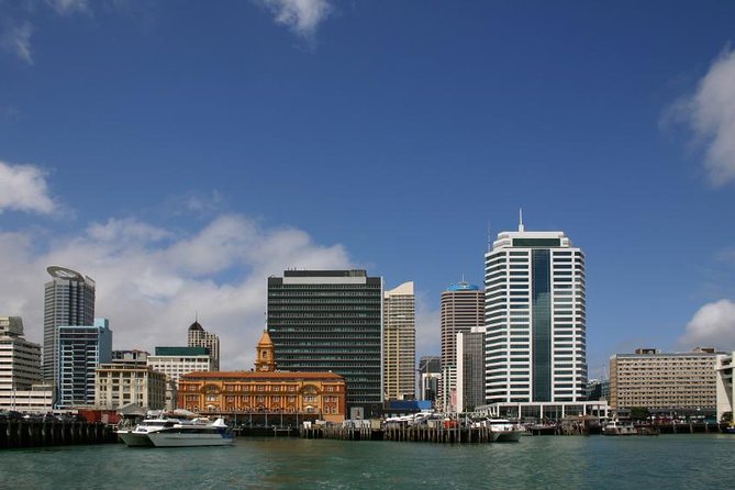 Departure Transfer: Auckland Central City Centre to Auckland Airport - Service Boundaries: What This Transfer Covers (and What It Doesn’t)
