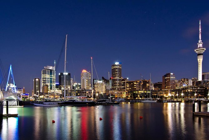 Discover Auckland City Tour: The City of Sails - Mission Bay and the Seaside Suburbs: Beach Scenery Without the Time Trap