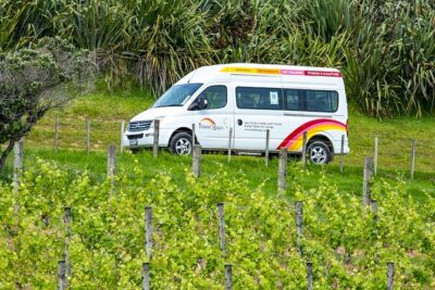 Flavours of Waiheke, wine, beer, spirits INCLUDES lunch - MAX 11 - Ferry day basics: when to leave Auckland and where you meet