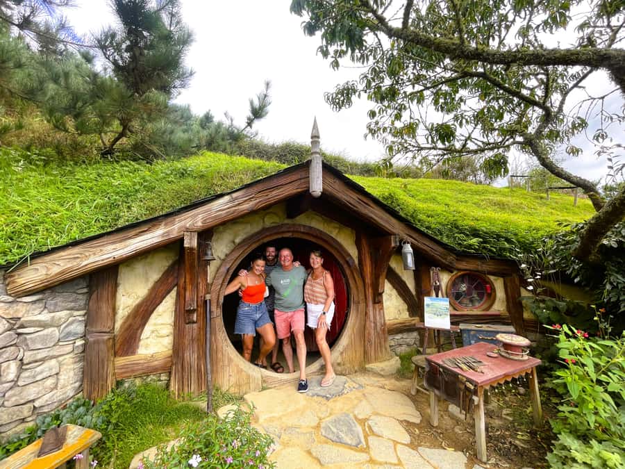 From Auckland: Hobbiton Movie Set Small Group Tour - The 12-acre Hobbiton set tour: what the official guide actually helps you see