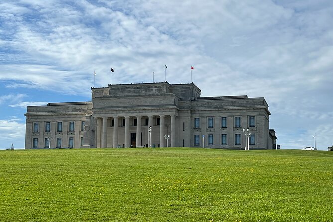 Half-Day Tour: AUCKLAND CITY Highlights with Hotel Pickup - Tamaki Drive for coastline photos: the best camera time