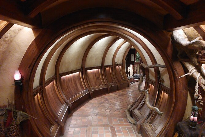 Hobbiton Afternoon Tour in Luxury Minibus from Auckland - Waikato Drive: Dairy Country Views and Real Talk on the Way