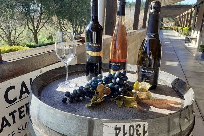 Kumeu Winery Boutique Tour with Gourmet Lunch from Auckland - Key things to know before you go