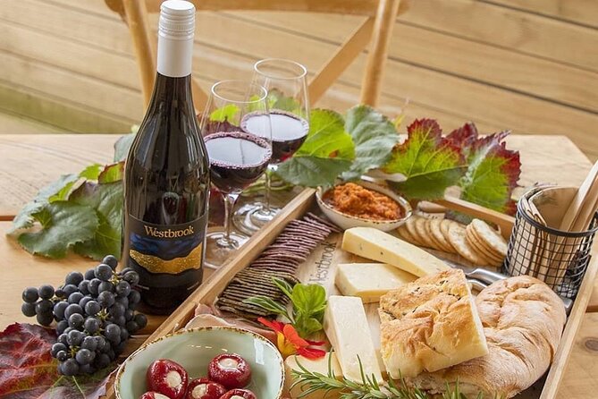 Luxury Private Auckland Wine & Beach Tour with Lunch - Key highlights you’ll care about