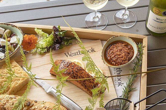 Luxury Private Auckland Wine & Beach Tour with Lunch - Westbrook Winery and Your Shared Platter Lunch in Ararimu Valley
