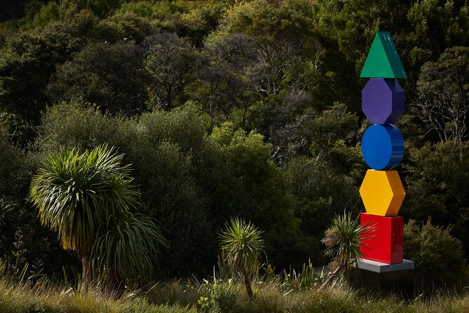 Matakana Art & Vineyard Experience incl. Lunch & Wine Tasting Tour From Auckland - Wine tasting and lunch at The Glass House: the heart of the day