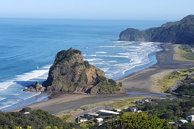 Piha Beach & Wilderness Nature : PRIVATE TOUR 8 hrs - Mission Bay: seaside calm with Rangitoto in your line of sight