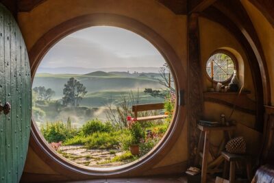 Premium Hobbiton Small Group Day Tour from Auckland - Leaving Auckland for the Waikato farming region