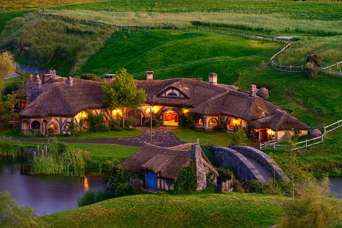 Private 2 Day Tour: Hobbiton, Waitomo, Rotorua Geothermal & Hamilton Gardens - Key things I’d focus on before booking