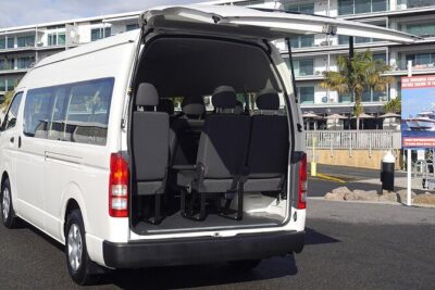 Private Auckland Airport Transfer to/from Auckland Hotels - Van - The ride itself: comfort, Wi‑Fi, and luggage-friendly transport