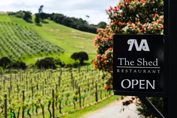 Private Essence of Waiheke Wine Tour - Guides can make or break a wine day