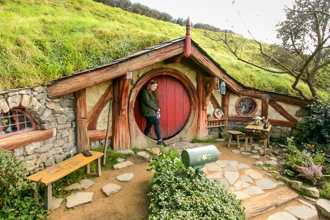 Private The Hobbiton Tour - Auckland Tour House - Should you book? My take on the value
