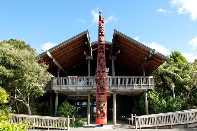 Private Tour: Auckland City and Countryside Tour - Parnell Rose Gardens: a calm start before the big viewpoints