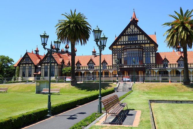 Private Tour From Auckland to Rotorua & Waitomo Glowworm Caves, Small group - Price and Value: Is This Worth $1,675.55 for Two?