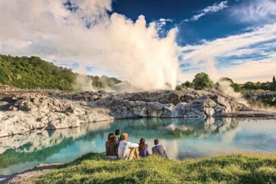 Private Tour - Hobbiton Movie Set & Te Puia (Rotorua) - Rotorua’s Te Puia: Geothermal Power and Maori Culture