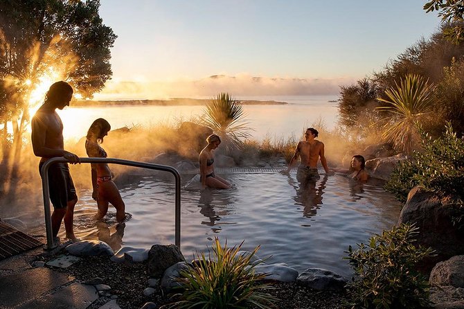 Rotorua Highlights Tour from Auckland with Optional Extras - Rotorua’s big structure: you pick your two stops