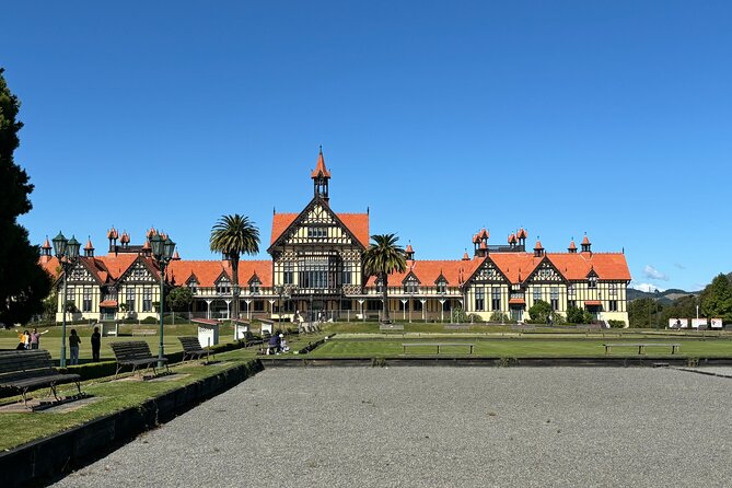Rotorua: WaiOtapu & Redwood forest & Blues springs from Auckland - Rotorua town time: a breather and a sense of place