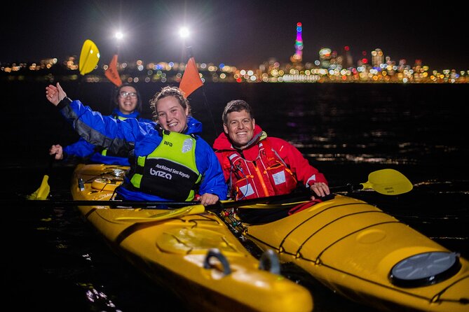 Sunset kayak tour to Rangitoto Island - Meeting in Parnell at 4:00 pm: The Timing That Matters