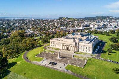 Ultimate Auckland Experience Full Day Tour with Brewery Lunch - Auckland Central and the waterfront: start with meaning