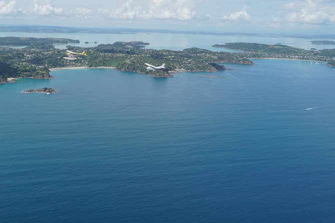 Waiheke Island - Fly and Dine (from North Shore Airport) - 10:00 hotel pickup and the North Shore/Ardmore departure