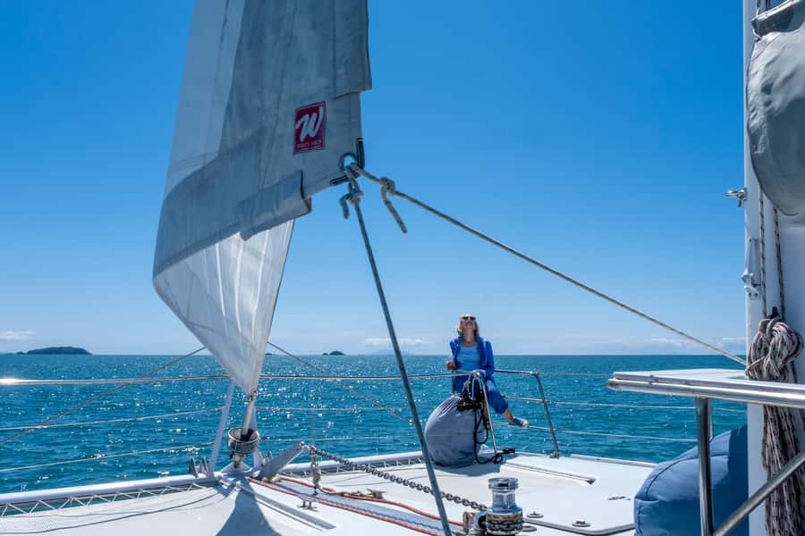 Waiheke Island: Gulf Marine Park Sailing Adventure & Lunch - Taking the helm: real sailing participation with Bruce