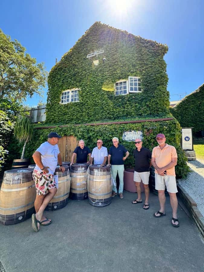 Waiheke: Scenic Taste and Graze Tour with Wine, Whisky, Beer - Who this tour suits best (and who should choose another plan)