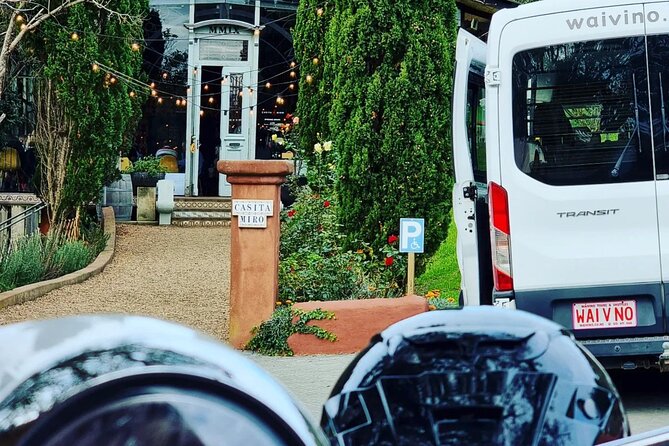WAIHEKE ZEITGEIST Small Groups Ultra Boutique Off Grid Wine Tours - Waiheke Zeitgeist: what makes it feel different